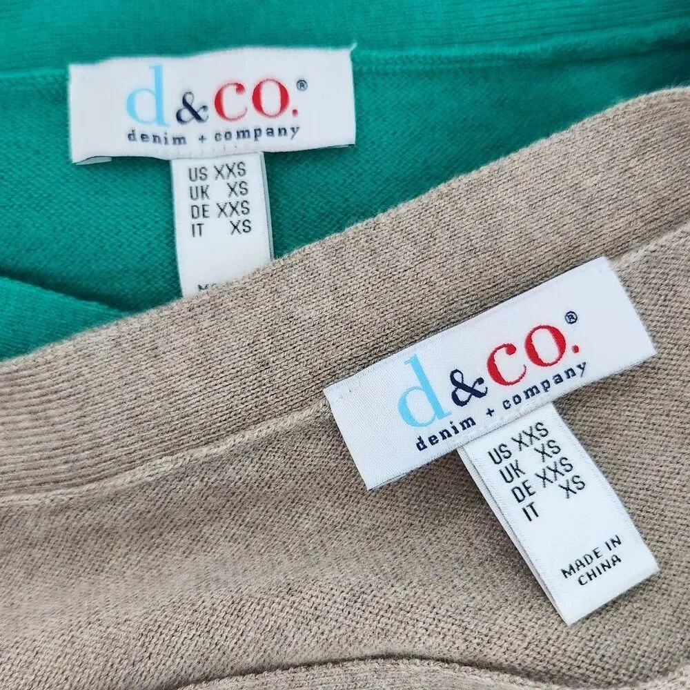 D&Co. Bundle of 2 Sweaters Size XXS Tan Boatneck Sweater Green Boatneck Sweater